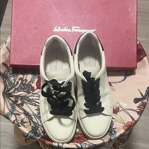 Salvatore Ferragamo Women's Cream Sneakers with Black Laces